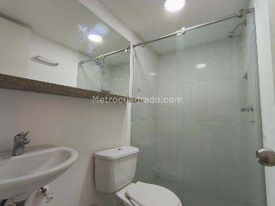 Apartamento en venta en Pajarito, Medellín · foto 9 de 10