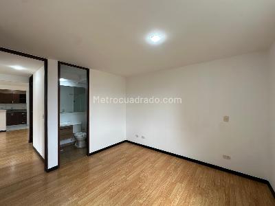 Apartamento en venta en La Pilarica, Medellín · foto 9 de 13