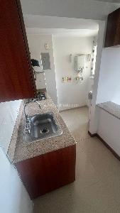 Apartamento en venta en Loma De Los Bernal, Medellín · foto 2 de 11