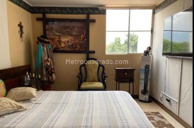 Apartamento en venta en Laureles, Medellín · foto 9 de 16