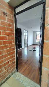 Apartamento en venta en Calandaima, Bogotá · foto 6 de 11