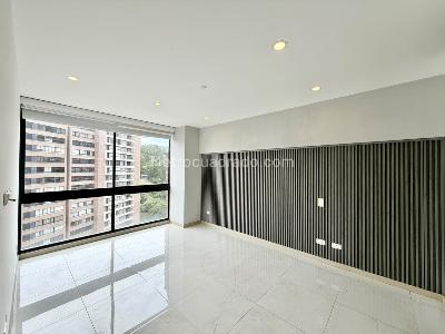 Apartamento de 3 alcobas en arriendo en Altos Del Poblado, Medellín, 122 m² · foto 4 de 13