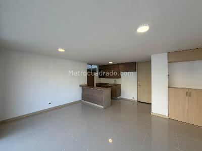 Apartamento de 2 alcobas en arriendo en Alto De Las Palmas, Medellín, 70 m² · foto 5 de 12