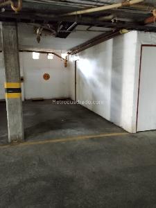 Apartamento de 3 alcobas en venta en La Castellana, Medellín, 79 m² · foto 11 de 11