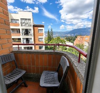 Apartamento de 3 alcobas en venta en La Castellana, Medellín, 79 m² · foto 8 de 11