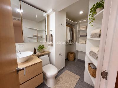 Apartamento de 3 alcobas en venta en Los Balsos 1, Medellín, 130 m² · foto 10 de 17