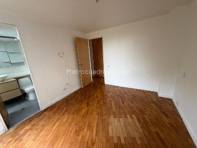 Apartamento de 3 alcobas en venta en Los Balsos 1, Medellín, 130 m² · foto 13 de 17