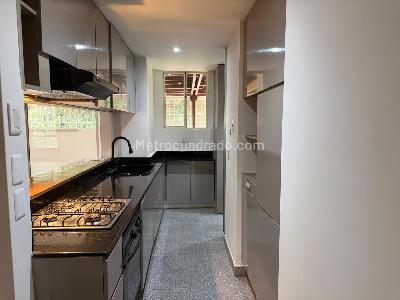 Apartamento de 3 alcobas en venta en Los Balsos 1, Medellín, 130 m² · foto 7 de 17