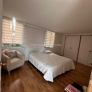 Apartamento de 2 alcobas en venta en Alto De Las Palmas, Medellín, 65 m² · foto 5 de 6