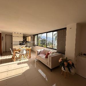Apartamento de 2 alcobas en venta en Alto De Las Palmas, Medellín, 65 m² · foto 2 de 6