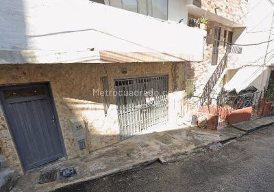Casa de 2 alcobas en venta en Las Orquideas, Envigado, 88 m² · foto 19 de 20