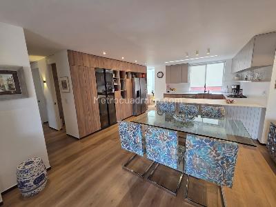 Apartamento de 3 alcobas en venta en Laureles, Medellín, 111 m² · foto 2 de 20