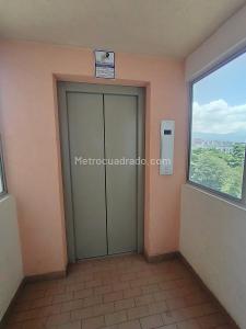 Apartamento de 3 alcobas en venta en Valle Del Lili, Cali, 53 m² · foto 17 de 20