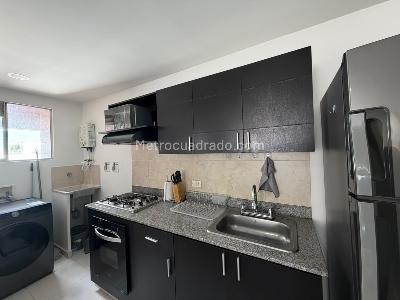 Apartamento en arriendo en Ciudad Del Rio, Medellín · foto 2 de 11