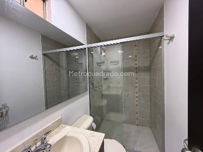 Apartamento en arriendo en Ciudad Del Rio, Medellín · foto 10 de 11