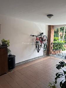 Casa de 3 alcobas en venta en Alto De Las Flores, Sabaneta, 135 m² · foto 11 de 20