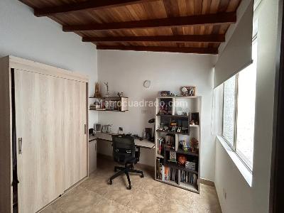 Casa de 3 alcobas en venta en Alto De Las Flores, Sabaneta, 135 m² · foto 20 de 20