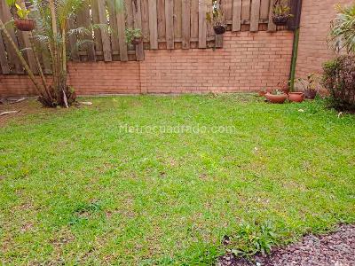 Casa de 5 alcobas en venta en Loma Benedictinos, Envigado, 239 m² · foto 13 de 14