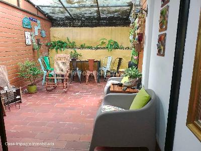 Casa de 3 alcobas en venta en Loma Del Chocho, Envigado, 180 m² · foto 4 de 11