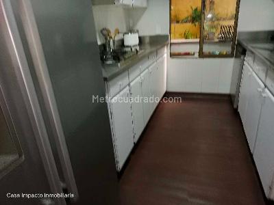 Casa de 3 alcobas en venta en Loma Del Chocho, Envigado, 180 m² · foto 9 de 11