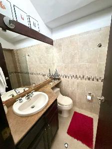 Casa de 3 alcobas en venta en Loma Del Chocho, Envigado, 240 m² · foto 14 de 15