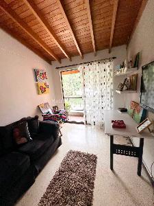 Casa de 3 alcobas en venta en Loma Del Chocho, Envigado, 240 m² · foto 5 de 15