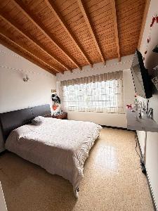 Casa de 3 alcobas en venta en Loma Del Chocho, Envigado, 240 m² · foto 7 de 15