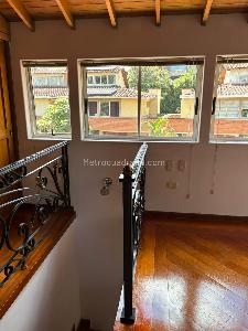 Casa de 3 alcobas en venta en El Esmeraldal, Envigado, 277 m² · foto 19 de 20
