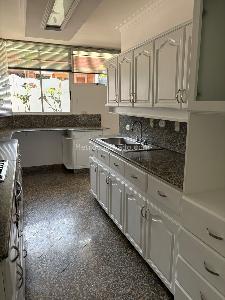 Casa de 3 alcobas en venta en El Esmeraldal, Envigado, 277 m² · foto 5 de 20