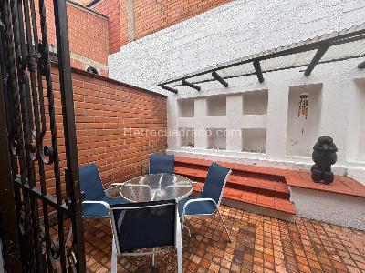 Casa de 2 alcobas en venta en Loma Del Escobero, Envigado, 185 m² · foto 4 de 20