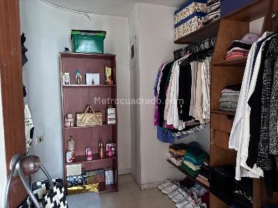 Apartamento de 4 alcobas en venta en San Lucas, Medellín, 147 m² · foto 13 de 20