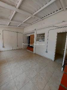 Casa de 4 alcobas en venta en Bolivariana, Medellín, 323 m² · foto 7 de 12