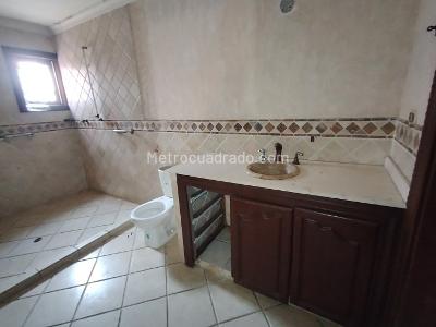 Casa de 5 alcobas en venta en Pance, Cali · foto 9 de 20