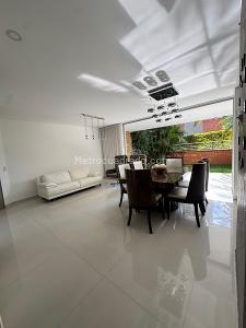 Apartamento de 4 alcobas en venta en Pance, Cali, 136 m² · foto 2 de 19