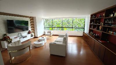 Apartamento de 3 alcobas en venta en Vizcaya, Medellín, 140 m² · foto 2 de 20