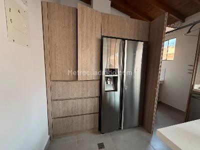 Apartamento en venta en Loma Del Escobero, Envigado · foto 13 de 20