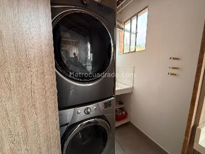 Apartamento en venta en Loma Del Escobero, Envigado · foto 18 de 20