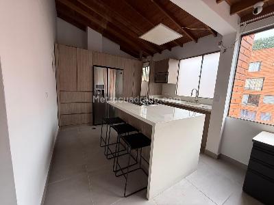 Apartamento en venta en Loma Del Escobero, Envigado · foto 3 de 20