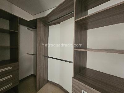 Apartamento en venta en Normandia, Cali · foto 9 de 17