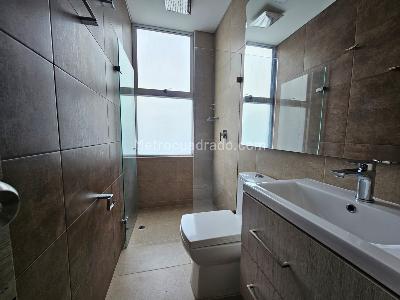 Apartamento de 1 alcoba en venta en Cristales, Cali, 65 m² · foto 10 de 13