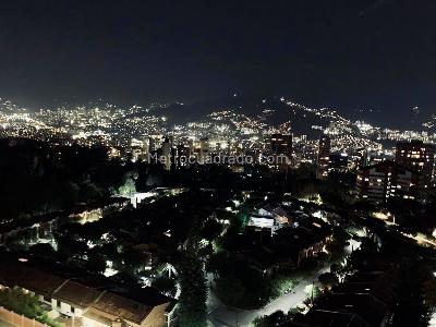 Apartamento de 4 alcobas en venta en Los Balsos 1, Medellín, 250 m² · foto 16 de 20
