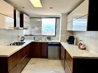 Apartamento de 4 alcobas en venta en Los Balsos 1, Medellín, 250 m² · foto 18 de 20