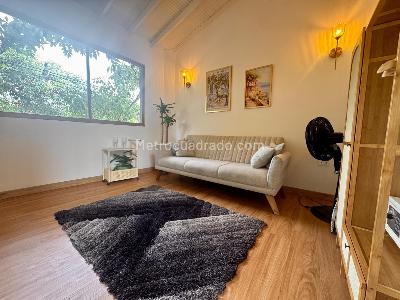 Casa de 4 alcobas en venta en La Floresta, Medellín, 156 m² · foto 2 de 10