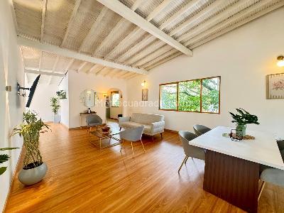 Casa de 4 alcobas en venta en La Floresta, Medellín, 156 m² · foto 5 de 10