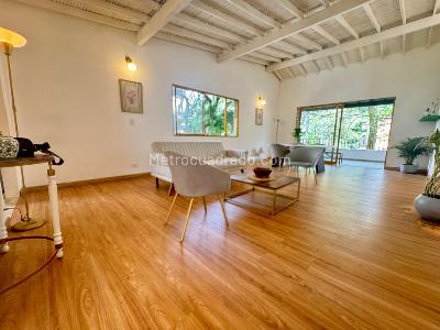 Casa de 4 alcobas en venta en La Floresta, Medellín, 156 m² · foto 9 de 10