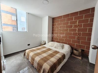 Apartamento de 3 alcobas en venta en Machado, Bello, 56 m² · foto 8 de 16