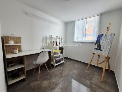 Apartamento de 3 alcobas en venta en Machado, Bello, 56 m² · foto 12 de 16