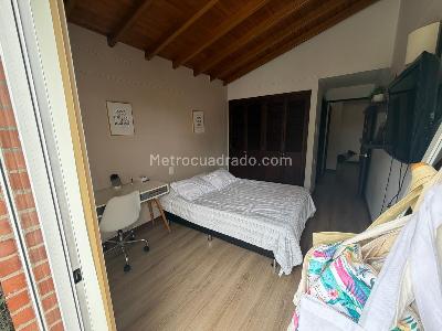 Casa de 3 alcobas en venta en Altos Del Poblado, Medellín, 200 m² · foto 15 de 15