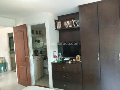 Apartamento de 3 alcobas en venta en Multicentro, Cali, 86 m² · foto 11 de 17