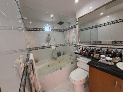 Apartamento en venta en Laureles, Medellín · foto 15 de 20
